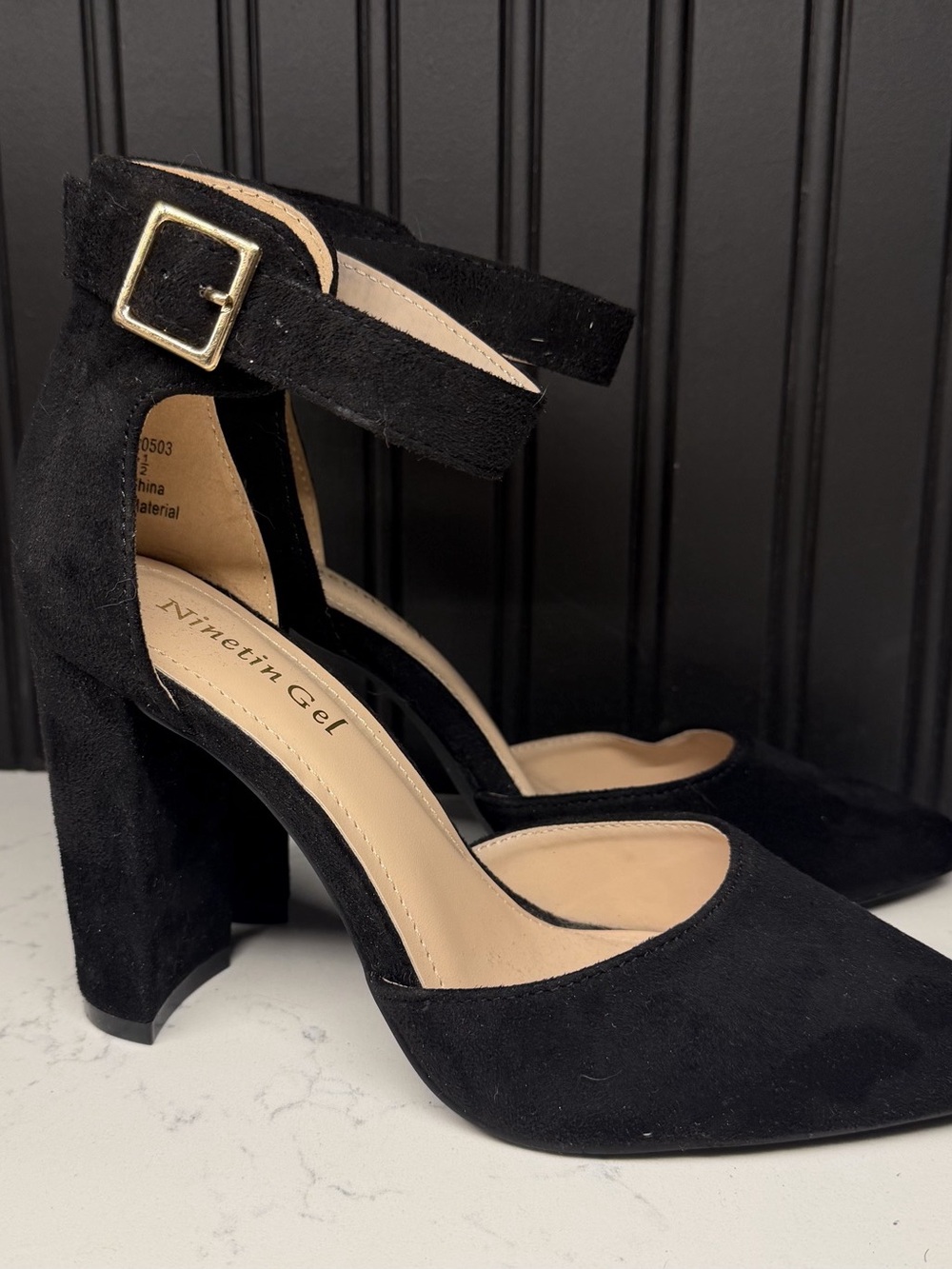 Nine West Pointed Toe Ankle Strap Heels Black US 7.5